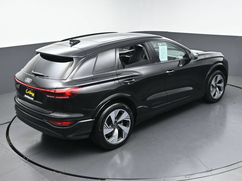 Used 2025 Audi Q6 e-tron Premium Plus w/ Premium Plus AWD/4WD image 38