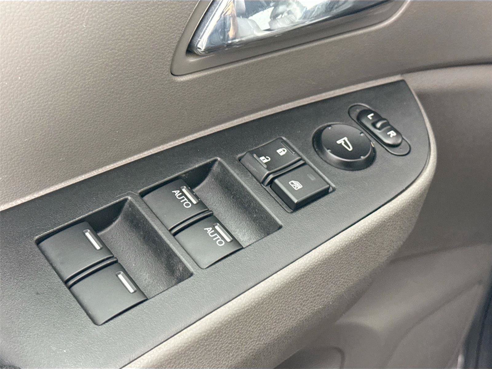 Used 2016 Honda Odyssey EX-L image 27