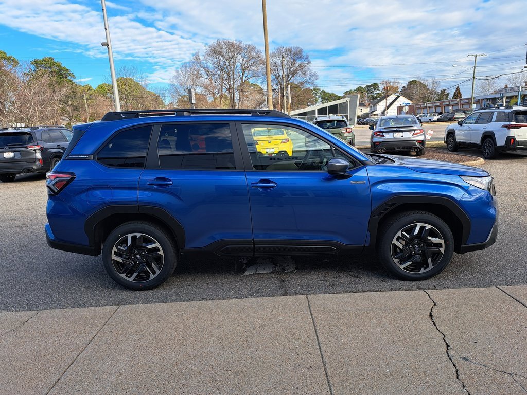 New 2025 Subaru Forester Premium image 7