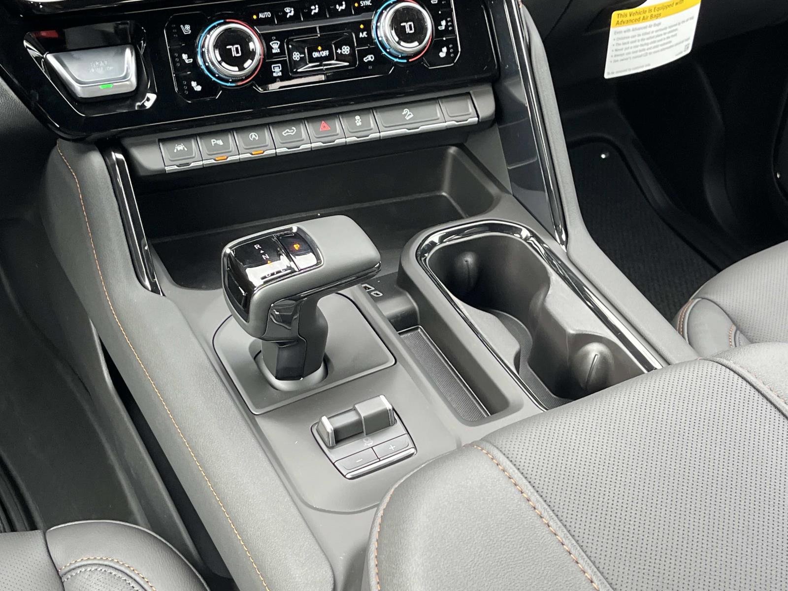 New 2026 GMC Sierra 1500 AT4 w/ Technology Package image 17