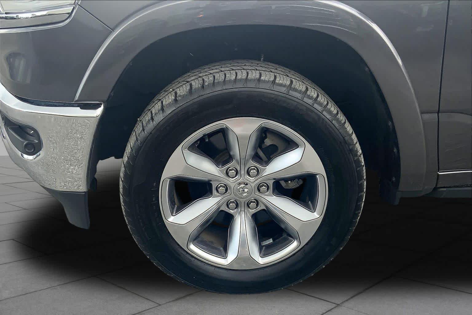 Used 2020 RAM 1500 Limited AWD/4WD image 11