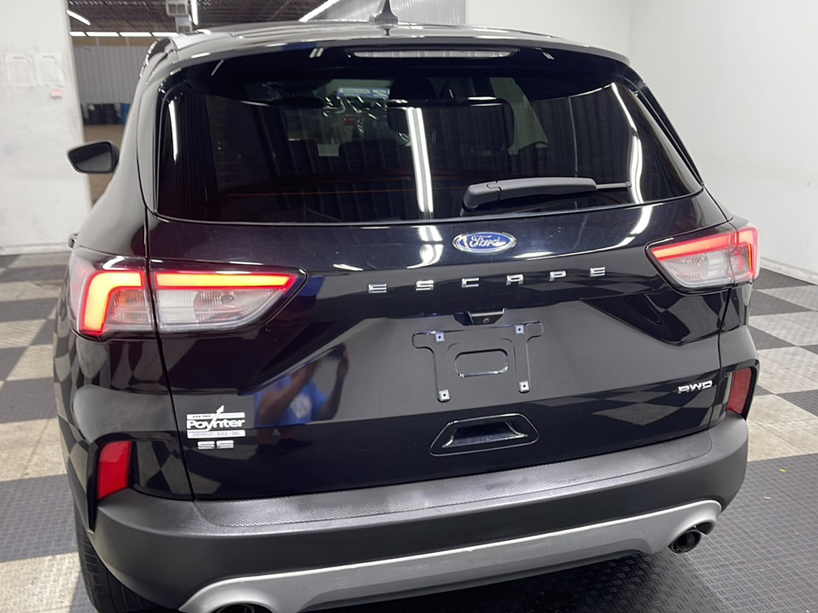 Used 2022 Ford Escape SE AWD/4WD image 17