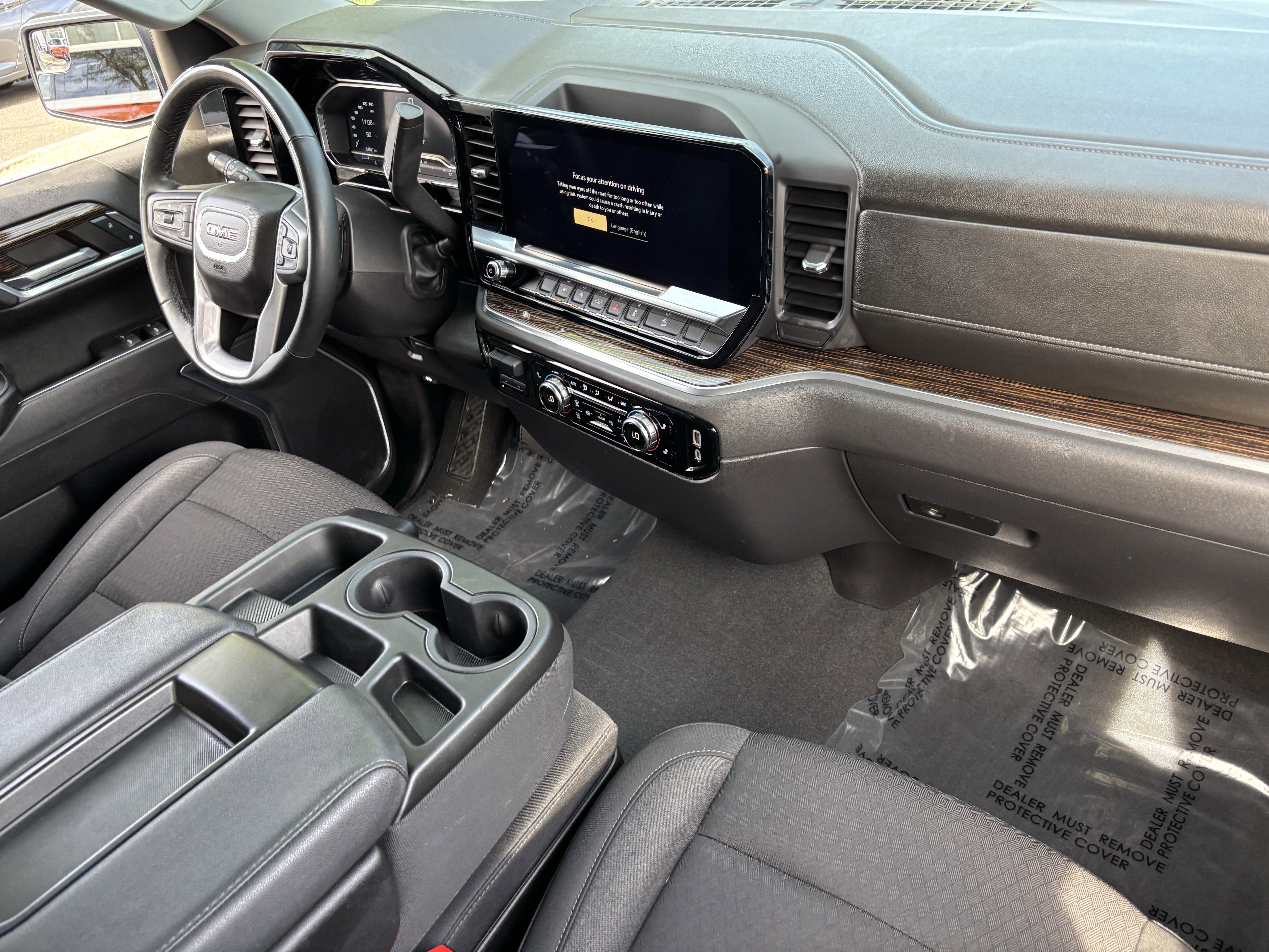 Used 2023 GMC Sierra 1500 SLE image 11