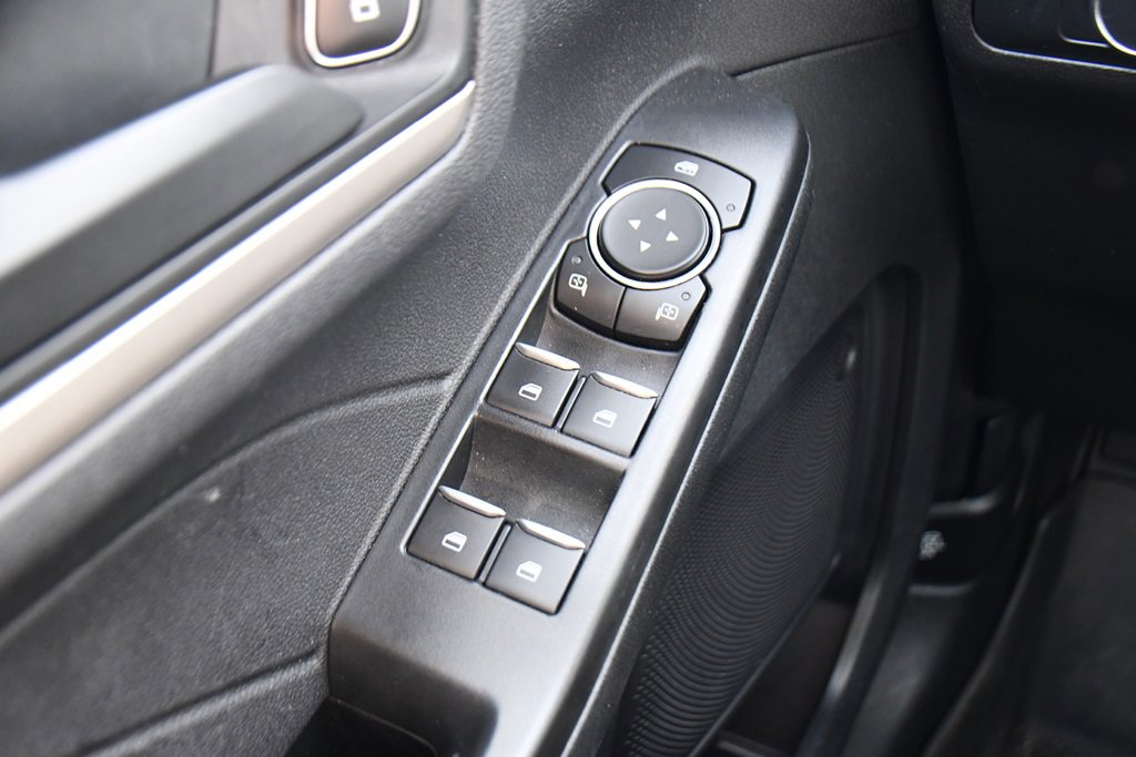 Used 2022 Ford Escape SE w/ Cold Weather Package image 21