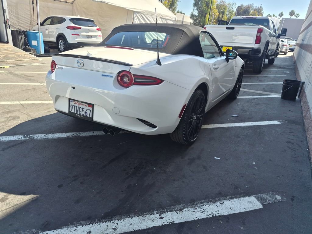 Used 2025 MAZDA MX-5 Miata Club image 5