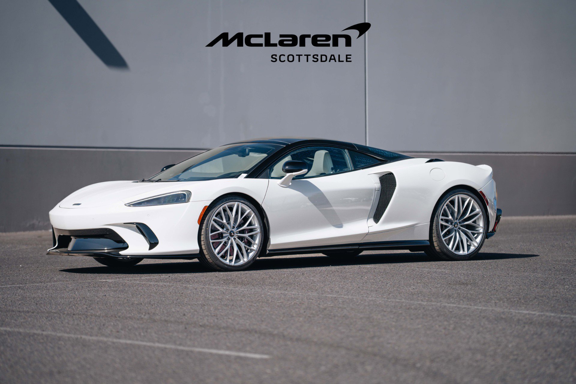 Used 2025 McLaren GTS image 4