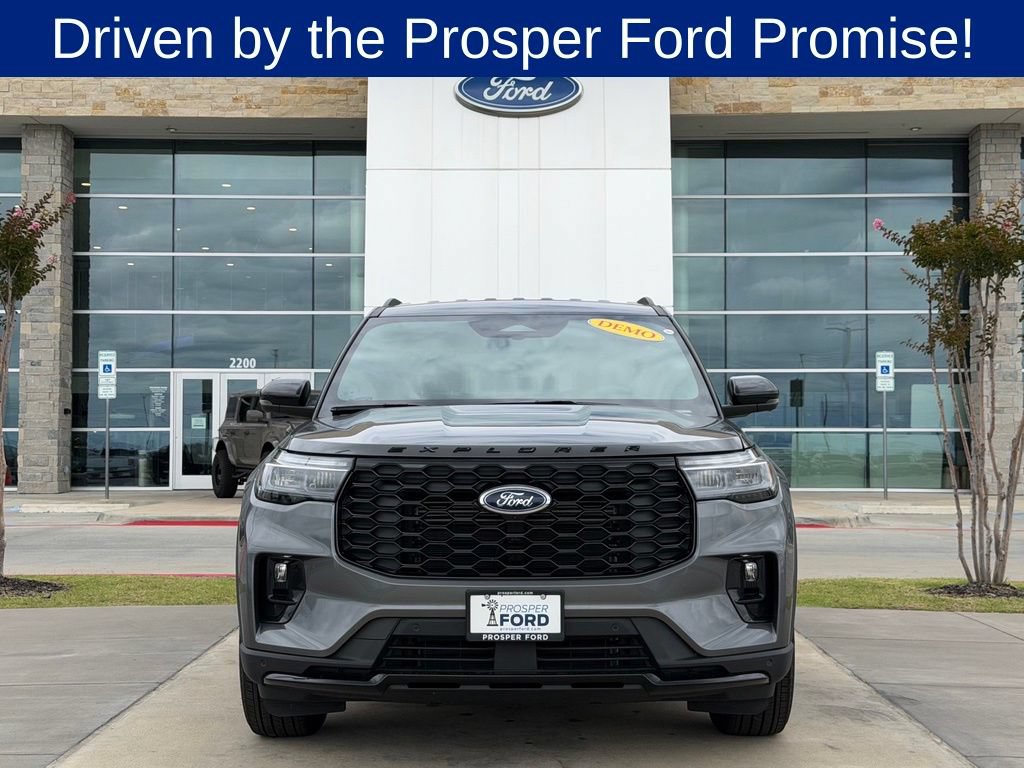 New 2026 Ford Explorer ST-Line w/ Premium Package RWD image 4