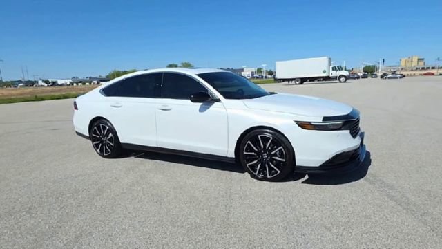Certified 2026 Honda Accord Touring image 9