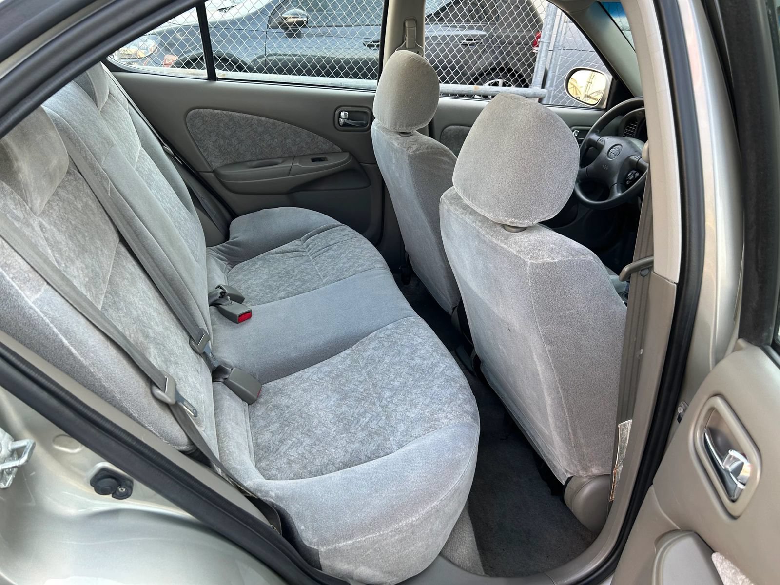 Used 2002 Nissan Sentra GXE FWD image 25