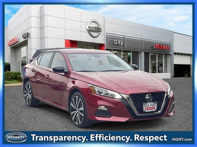 Certified 2022 Nissan Altima 2.5 SR AWD/4WD image 1