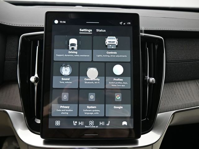 New 2026 Volvo XC90 B6 Ultra w/ Protection Package image 14