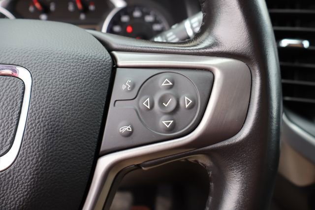 Used 2021 GMC Acadia AT4 image 16