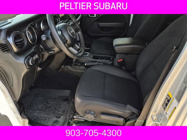 Used 2022 Jeep Gladiator Sport image 16