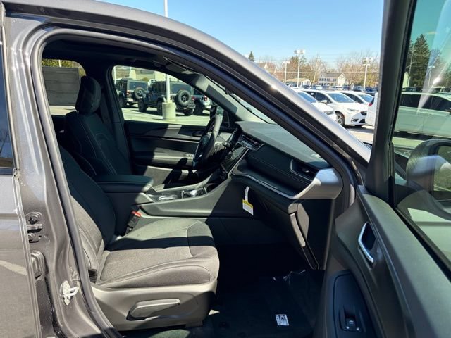 New 2026 Jeep Grand Cherokee Laredo X AWD/4WD image 28