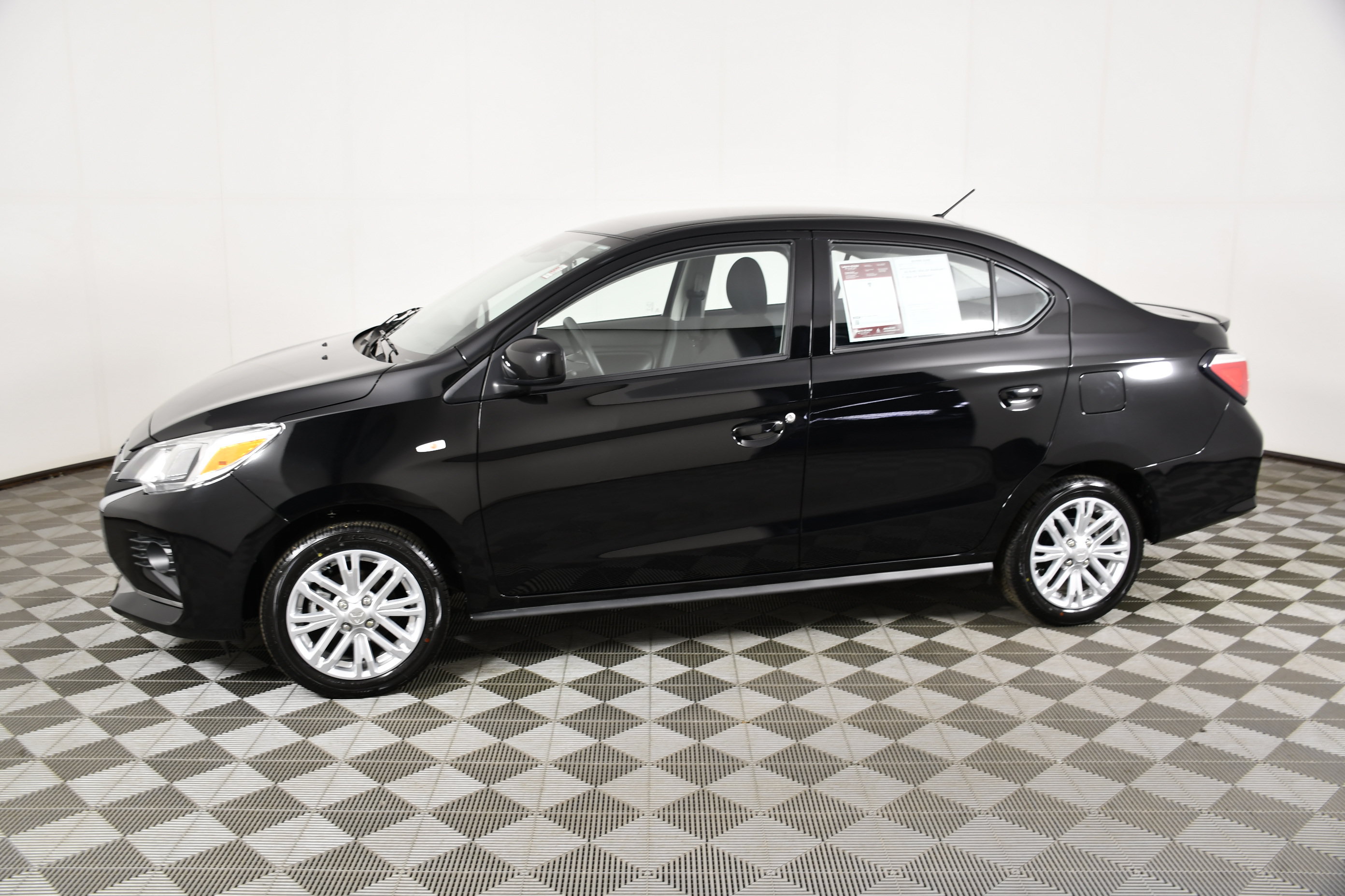 Used 2024 Mitsubishi Mirage G4 LE FWD image 9