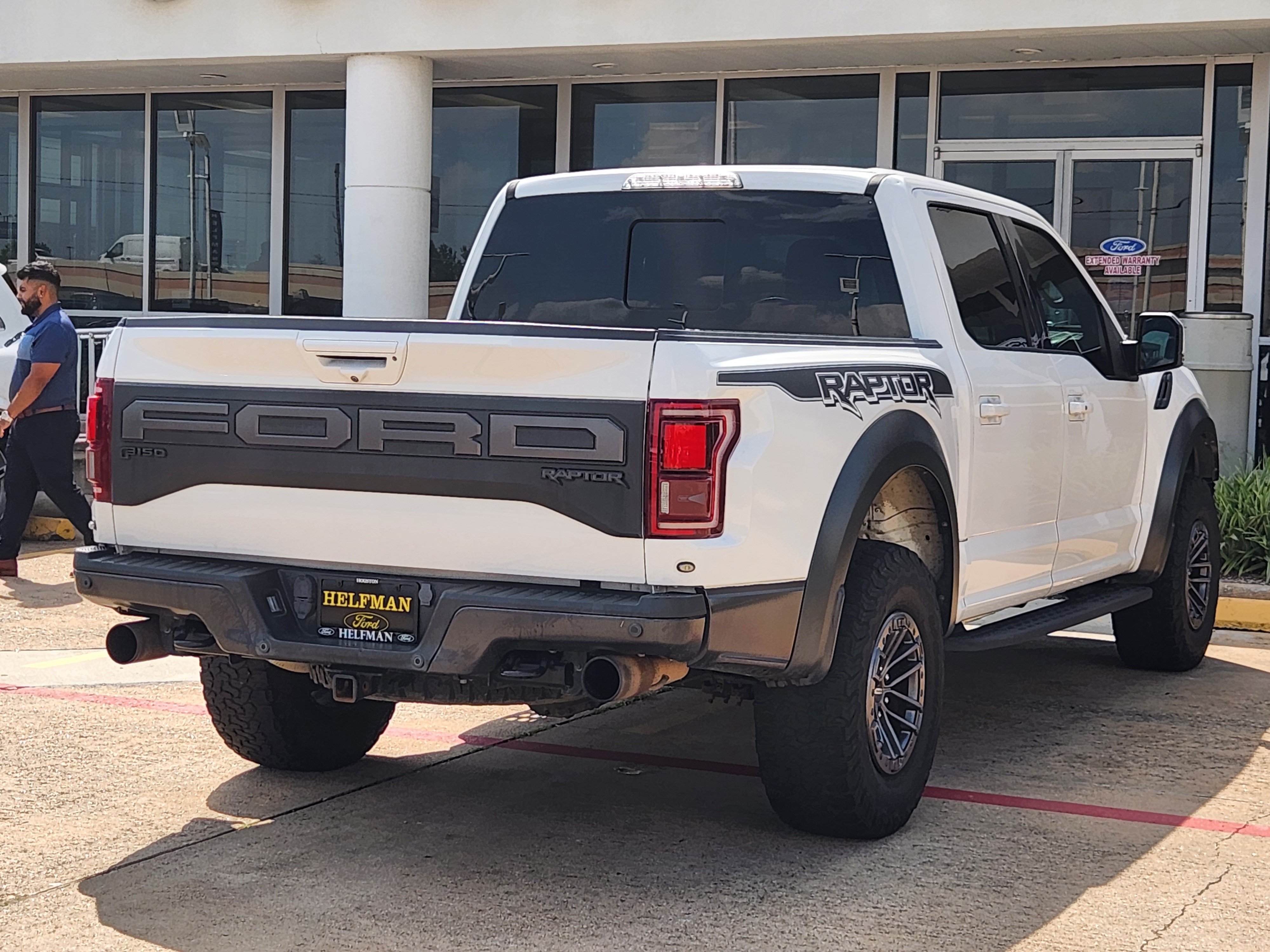 Used 2019 Ford F150 Raptor w/ Equipment Group 802A Luxury AWD/4WD image 4