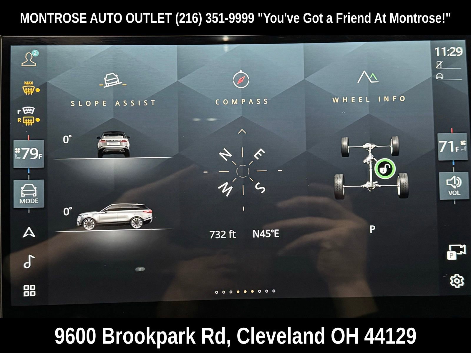 New 2026 Land Rover Range Rover Velar Dynamic SE image 23