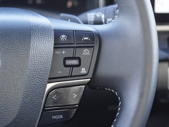 Used 2026 Toyota Camry Hybrid w/ Multimedia Upgrade Package FWD image 23