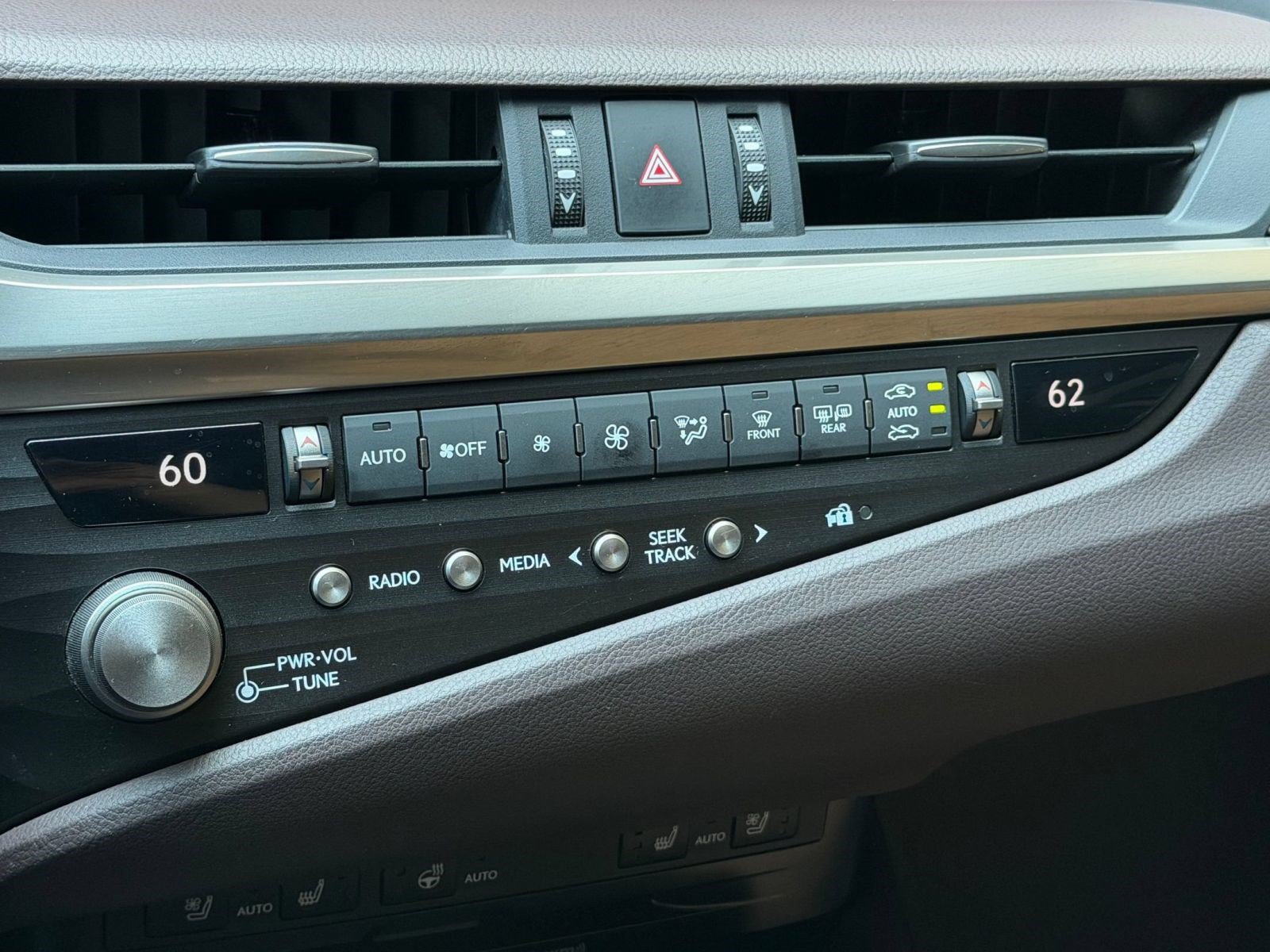 Certified 2021 Lexus ES 350 w/ Premium Package FWD image 31
