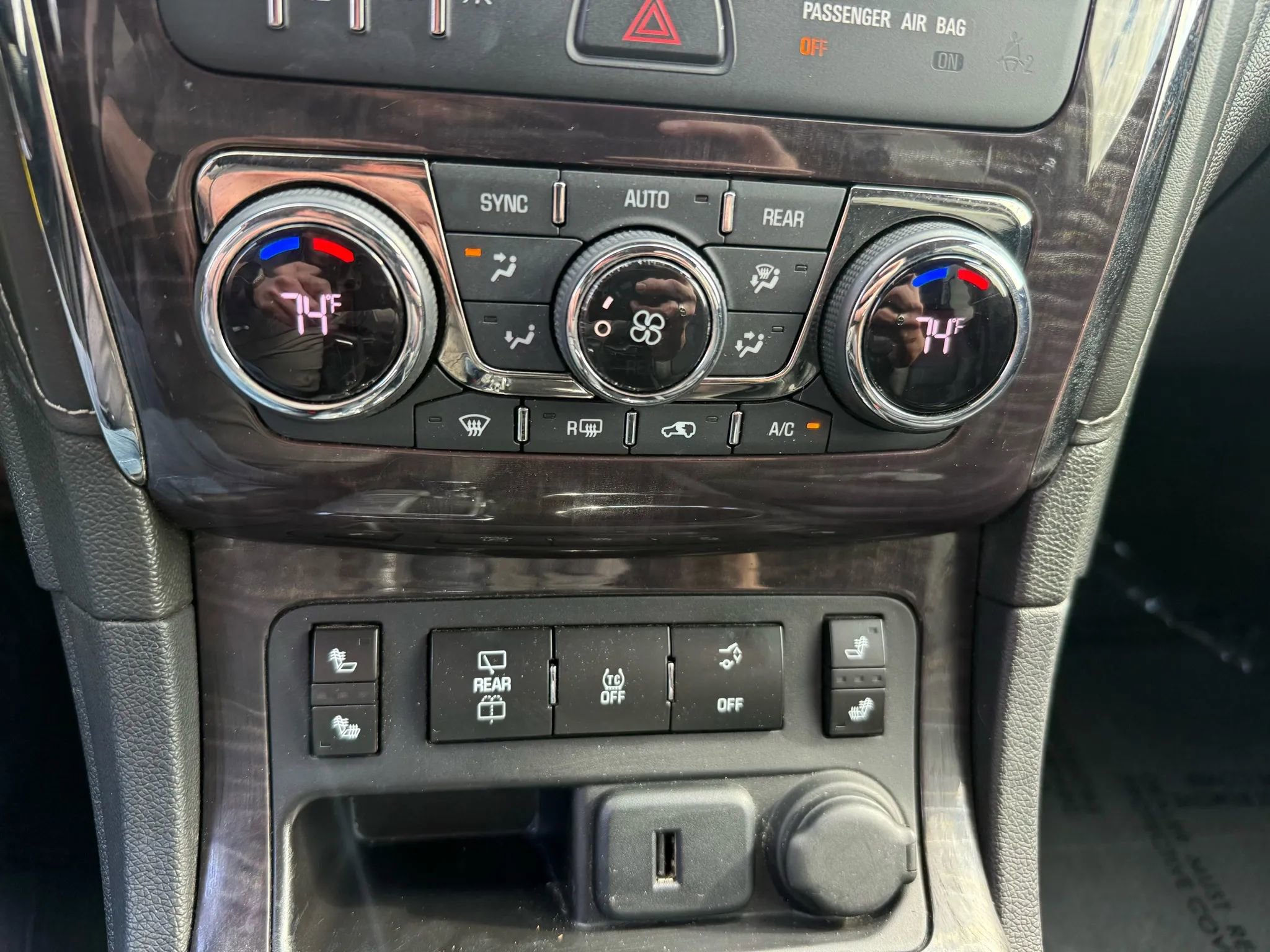 Used 2015 Buick Enclave Leather image 18