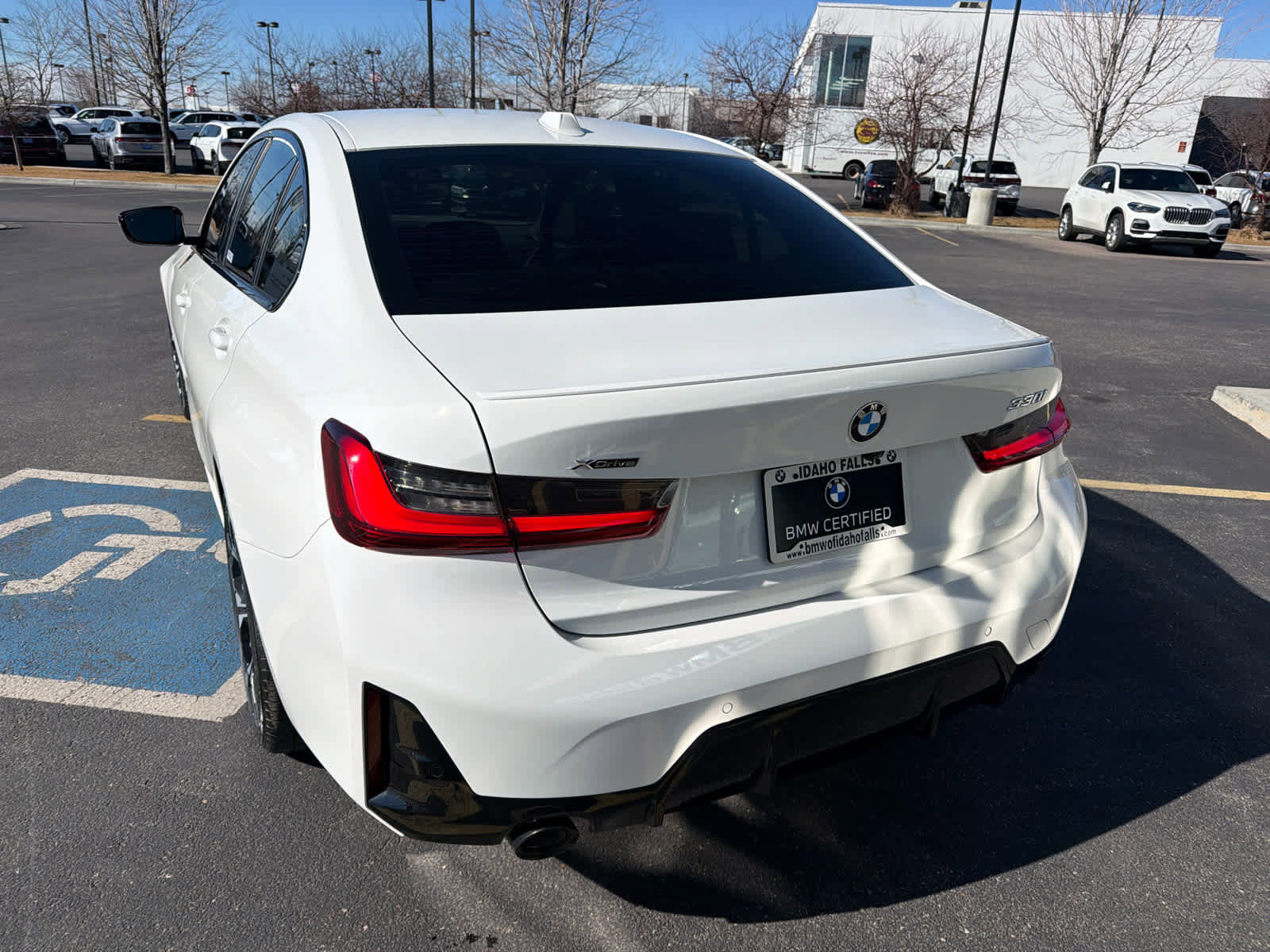 Certified 2025 BMW 330i xDrive Sedan w/ M Sport Package image 5