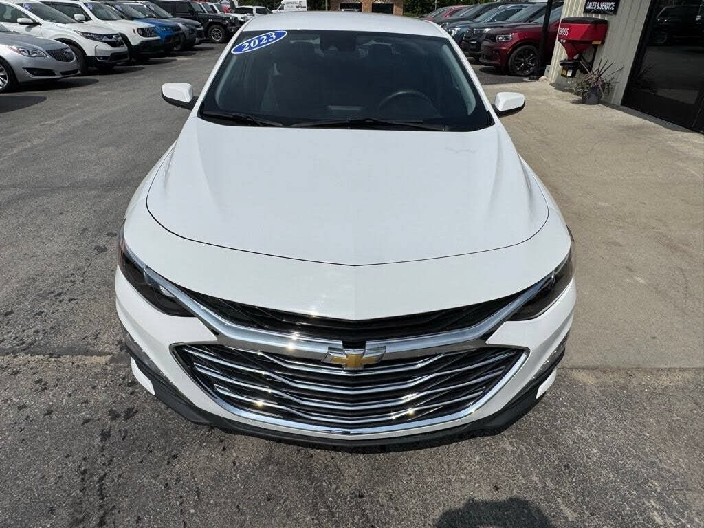 Used 2023 Chevrolet Malibu LT w/ Driver Confidence Package FWD image 8