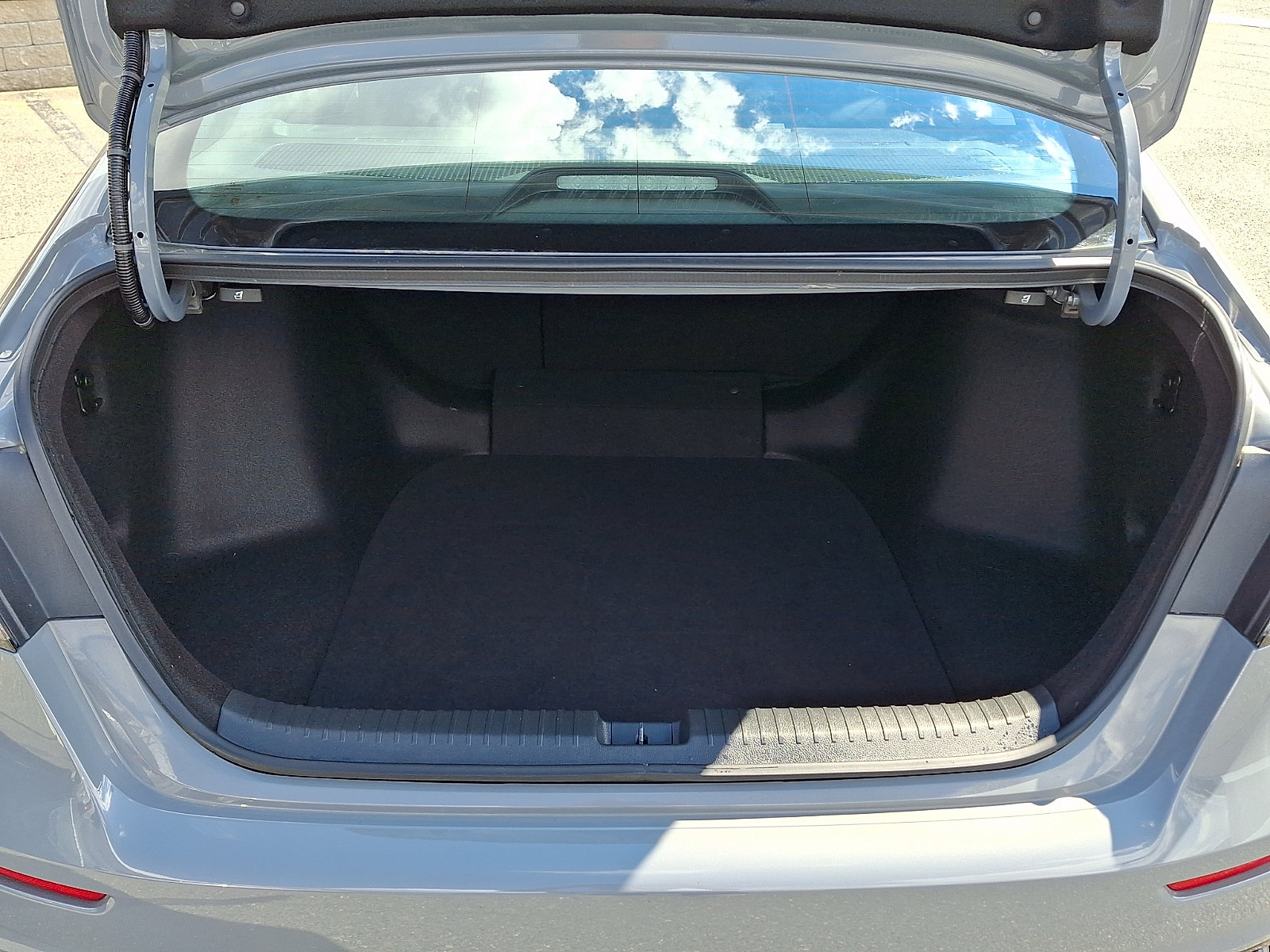 Used 2024 Honda Accord Sport image 30