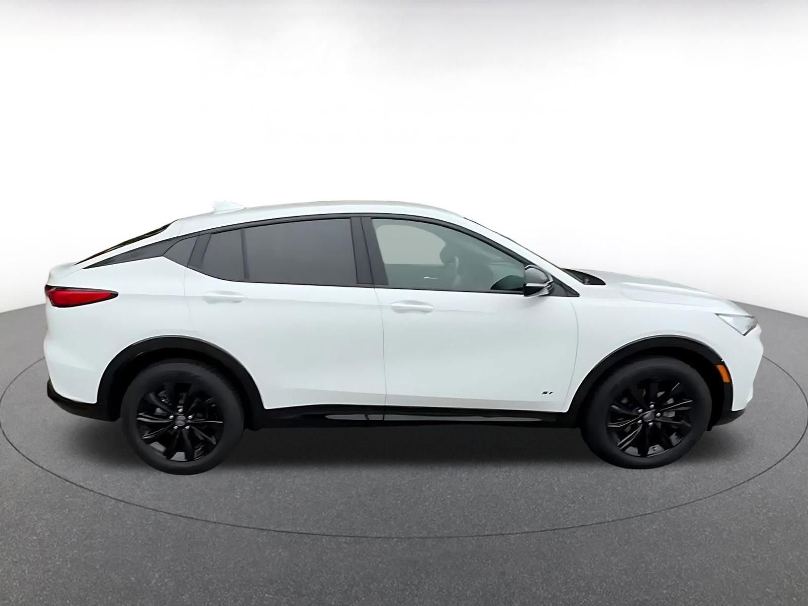 Used 2025 Buick Envista Sport Touring image 16