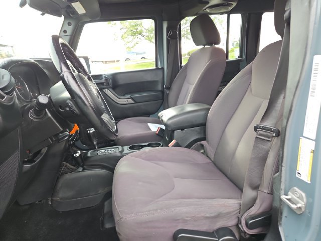 Used 2014 Jeep Wrangler Unlimited Sport w/ Connectivity Group AWD/4WD image 23