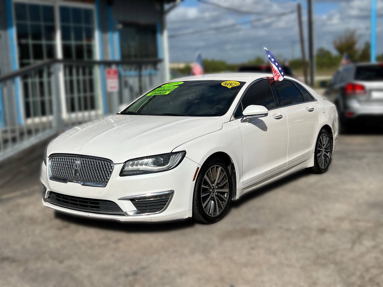 Used 2018 Lincoln MKZ Select w/ Select Plus Package FWD image 1