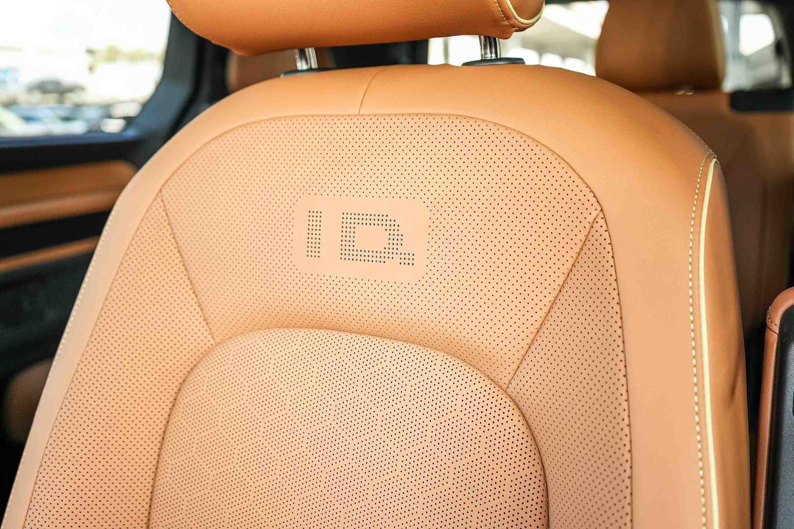 New 2025 Volkswagen ID. Buzz Pro S Plus AWD/4WD image 26
