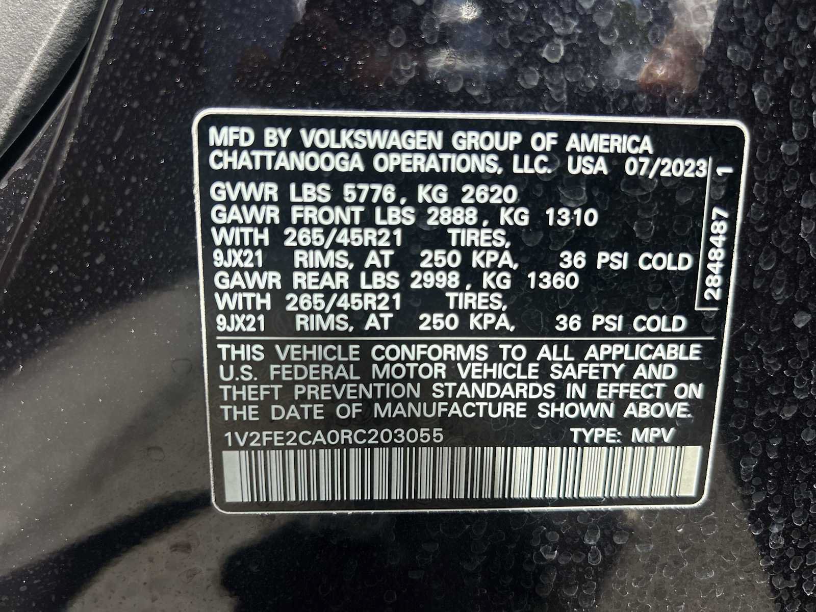 Used 2024 Volkswagen Atlas Cross Sport SEL Premium R-Line AWD/4WD image 24