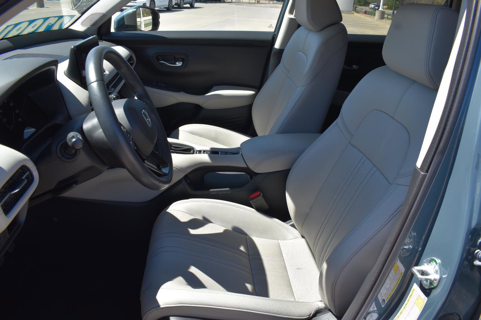 Used 2024 Honda HR-V EX-L image 24