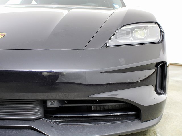 New 2025 Porsche Taycan image 11