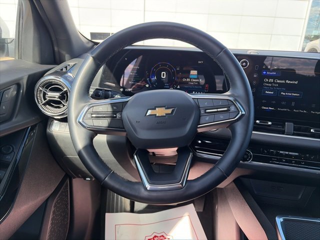 Used 2025 Chevrolet Equinox LT image 15