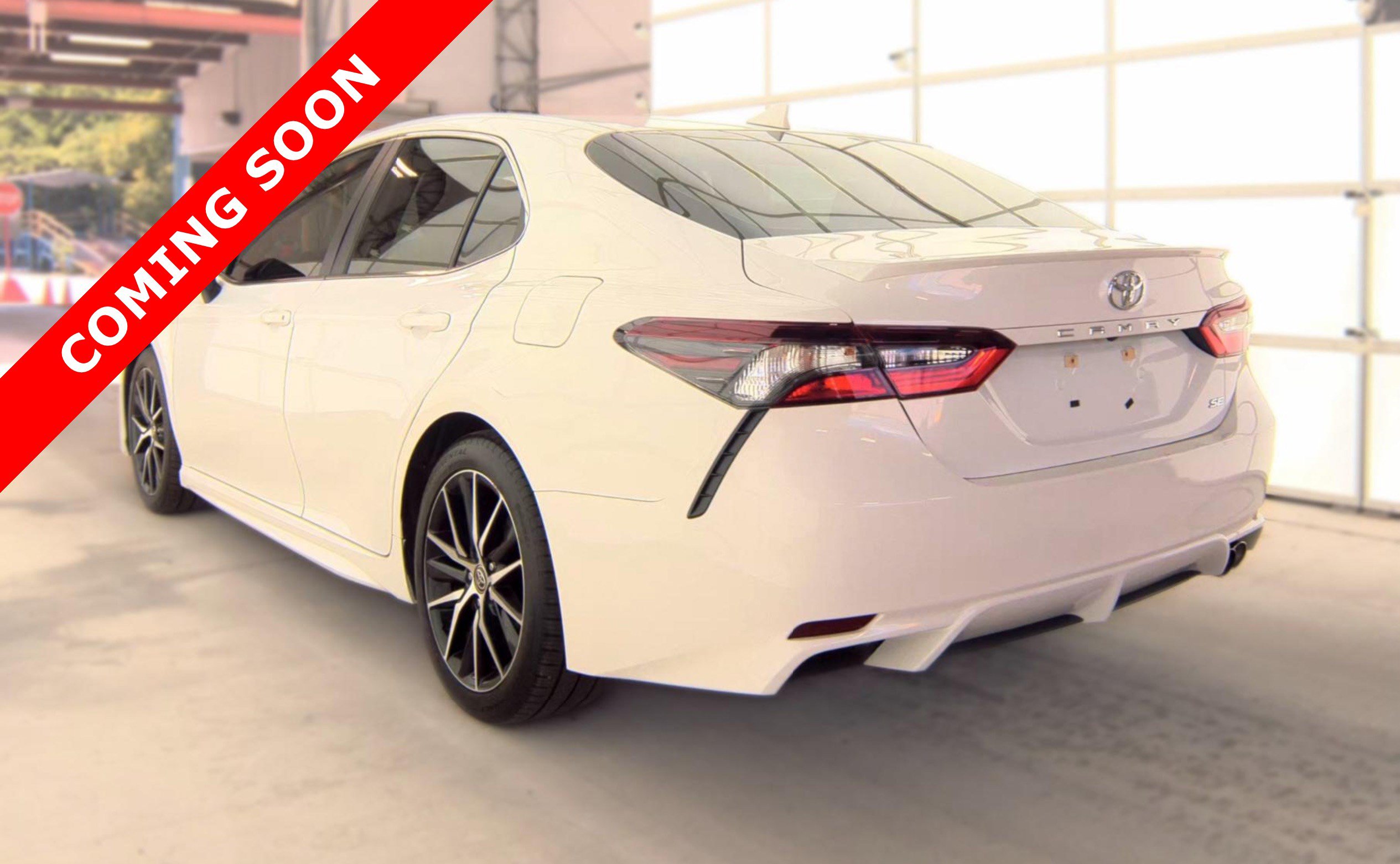 Used 2023 Toyota Camry SE FWD image 5