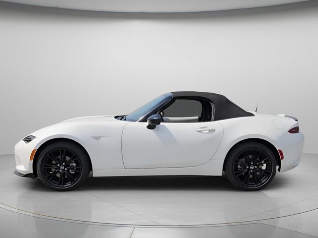 New 2026 MAZDA MX-5 Miata Club w/ Interior Package RWD image 2