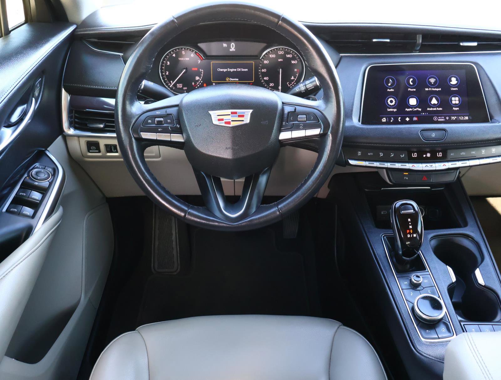 Used 2023 Cadillac XT4 Luxury image 14