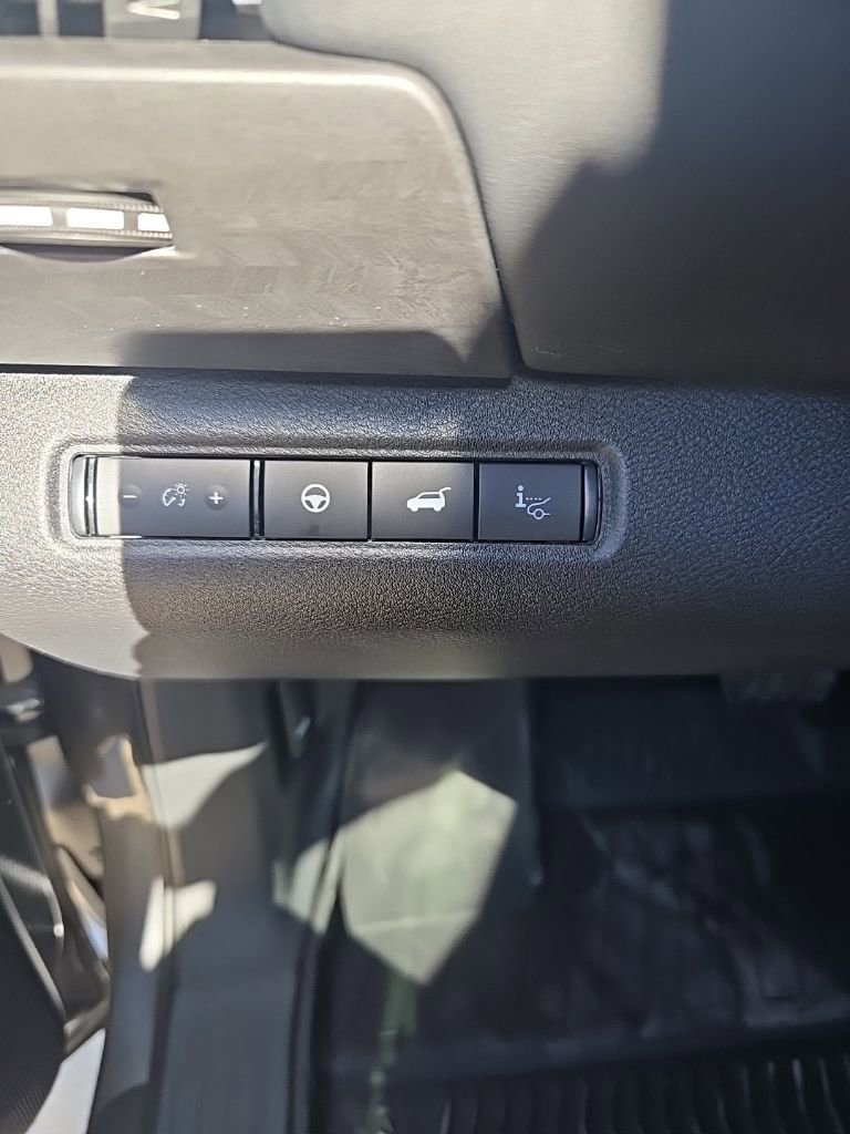 New 2026 Nissan Pathfinder Platinum image 7