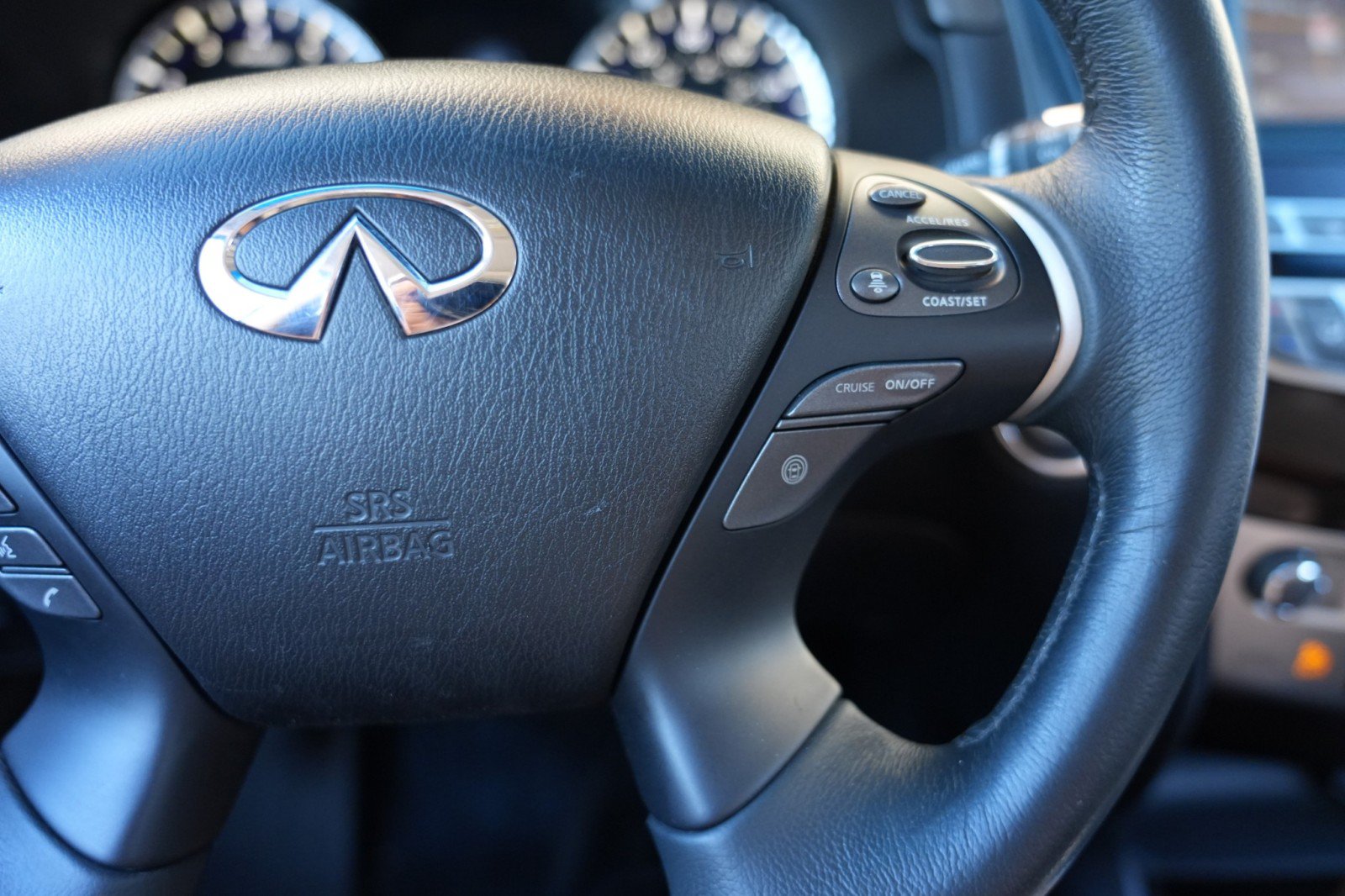 Used 2015 INFINITI QX60 FWD w/ Premium Plus Package image 23