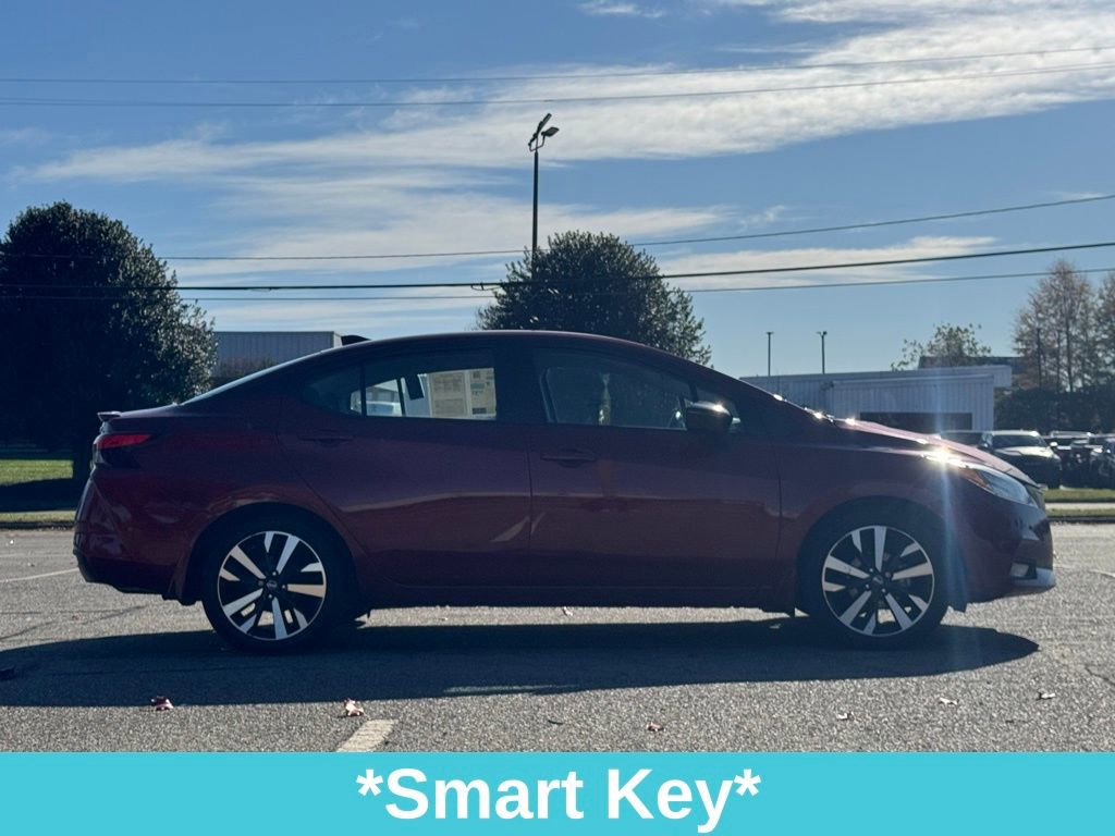 Used 2021 Nissan Versa SR w/ Convenience Package image 11