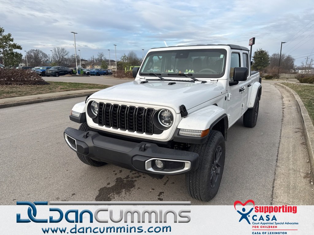 Used 2024 Jeep Gladiator Sport
