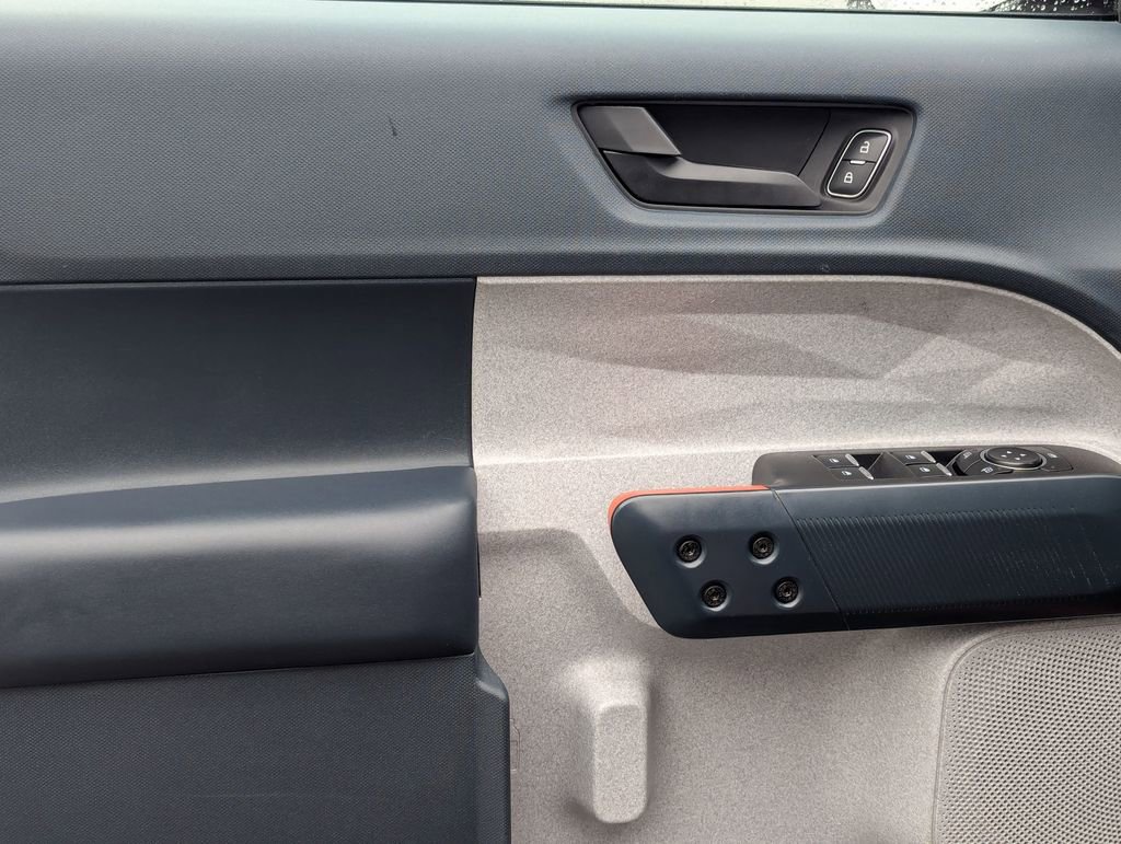 Used 2023 Ford Maverick XLT w/ Equipment Group 300A Standard image 12