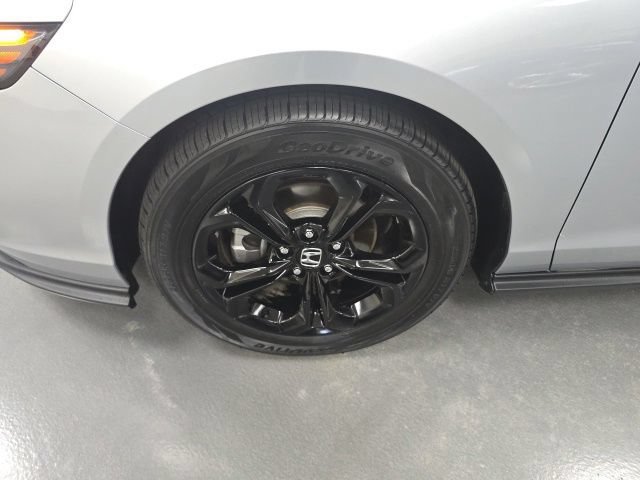 Used 2025 Honda Accord SE image 20
