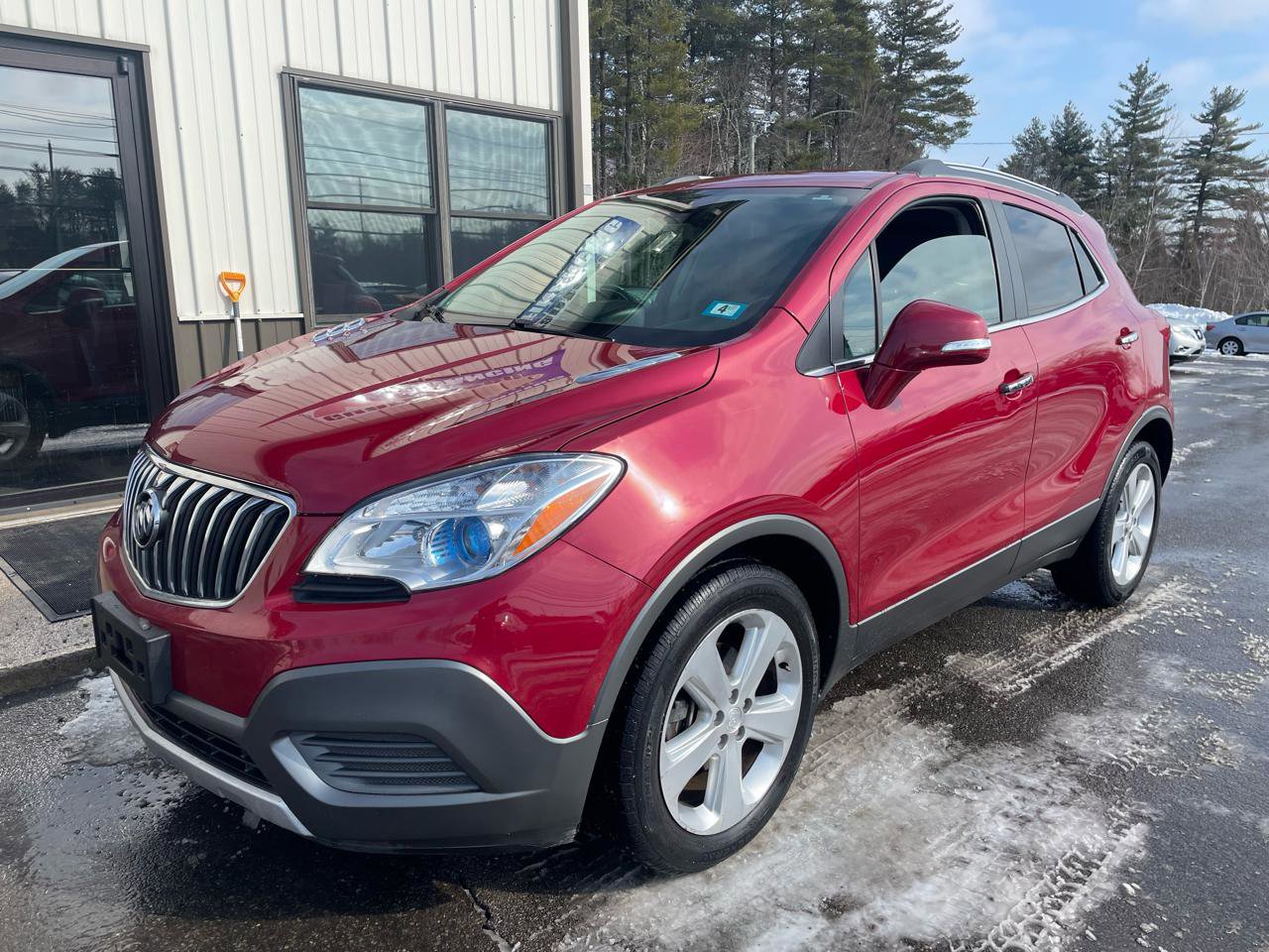 Used 2015 Buick Encore FWD image 1