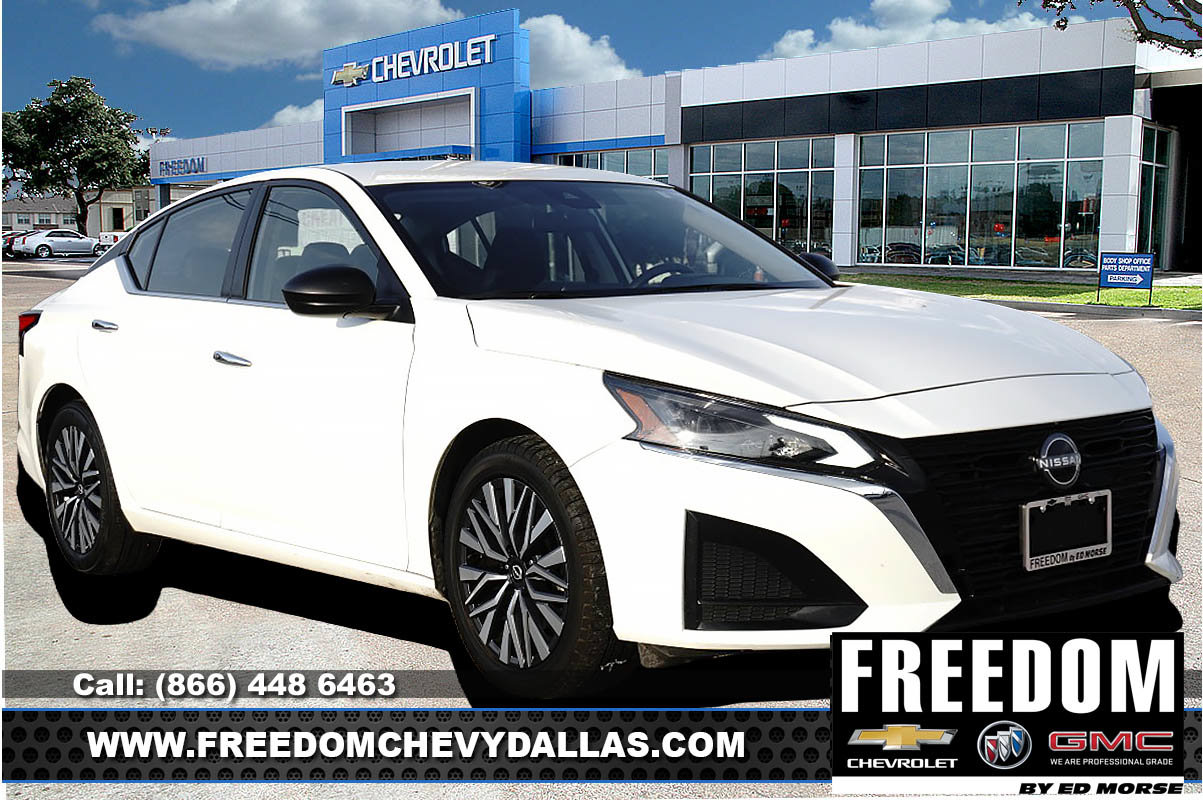 Used 2025 Nissan Altima 2.5 SV
