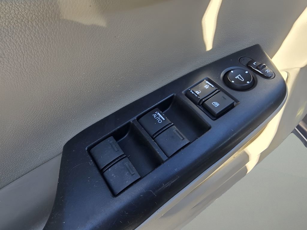 Used 2012 Honda Civic LX image 24