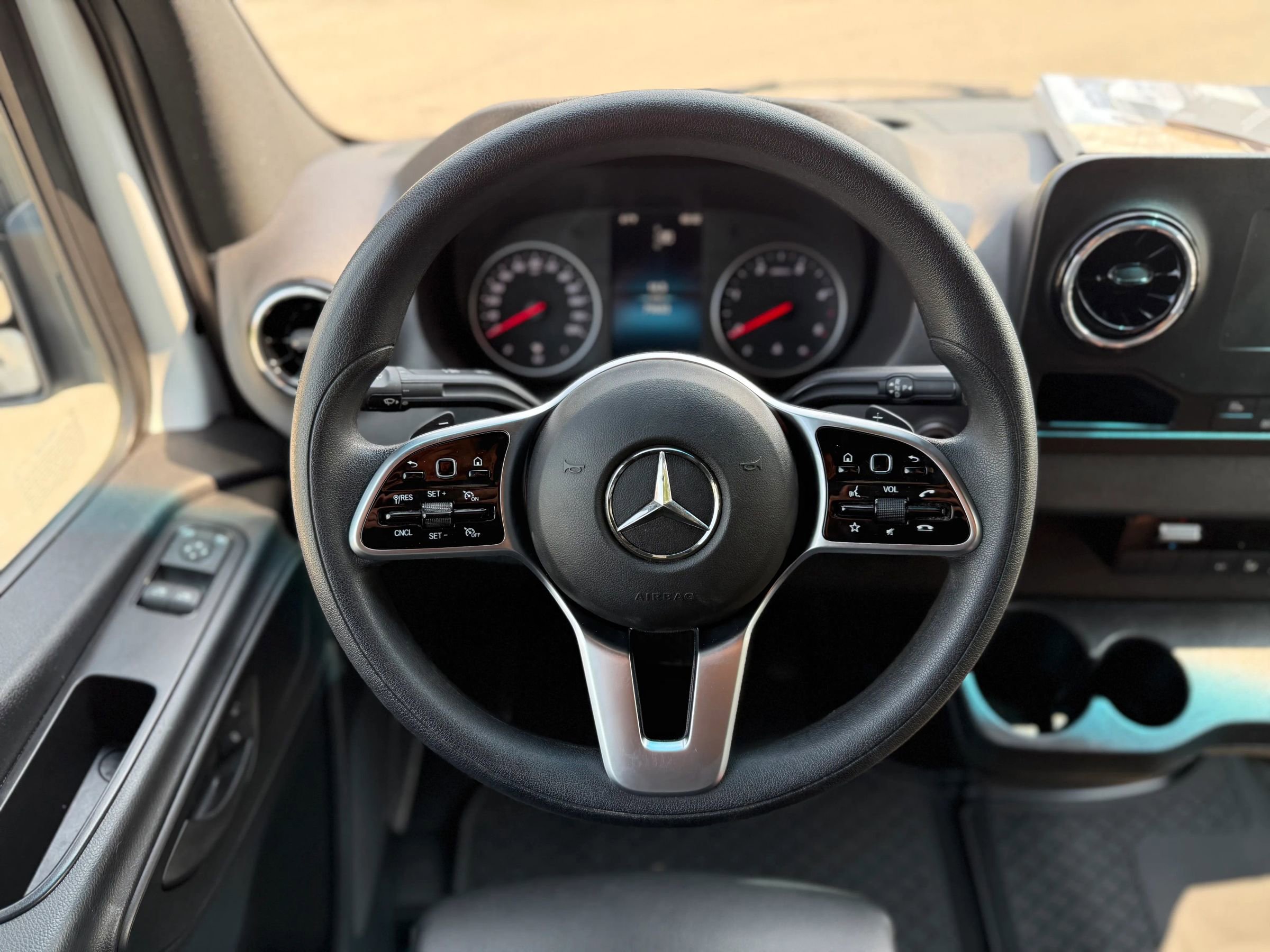 Used 2023 Mercedes-Benz Sprinter 3500 image 12