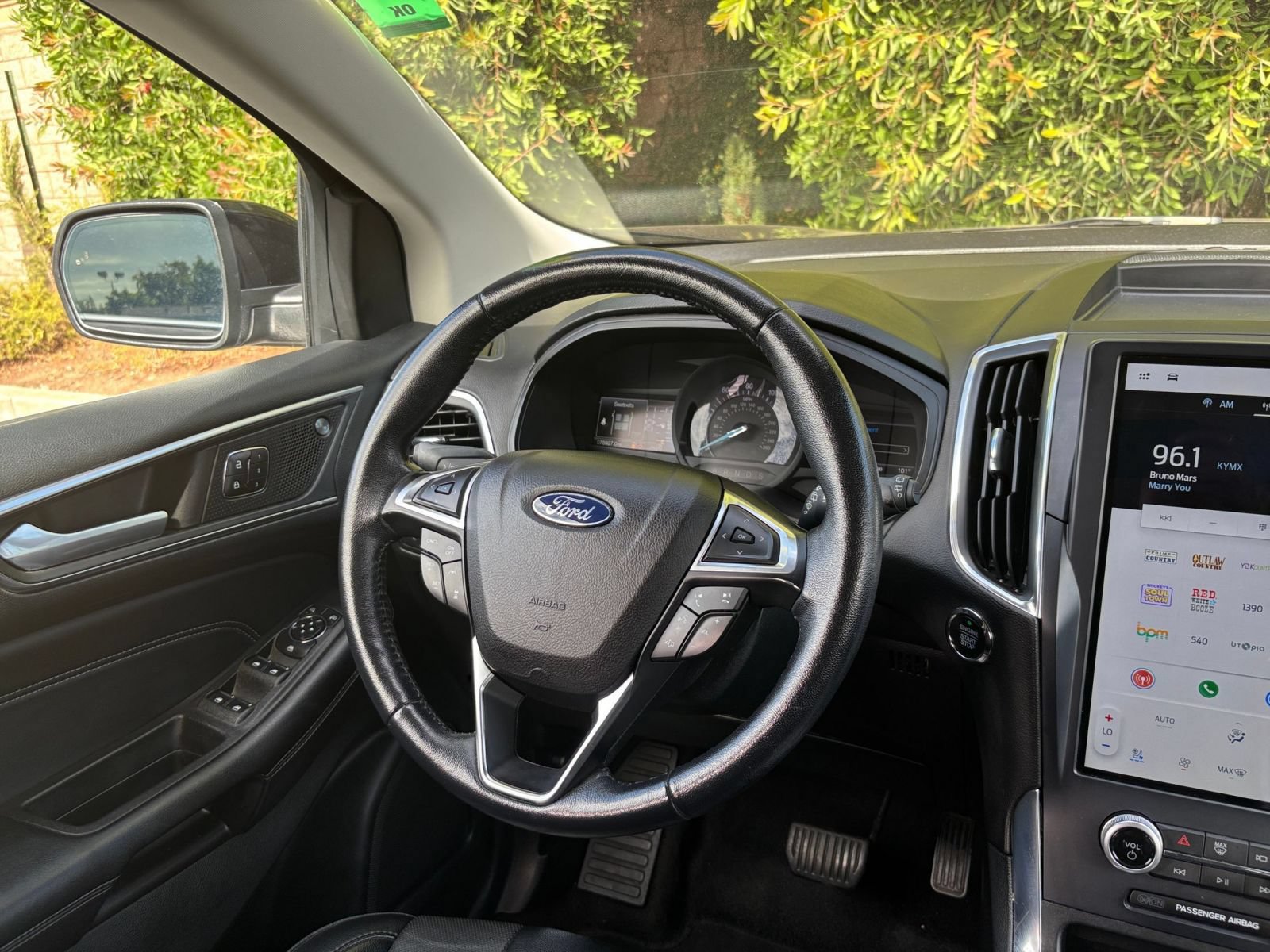 Used 2022 Ford Edge Titanium w/ Equipment Group 301A AWD/4WD image 37