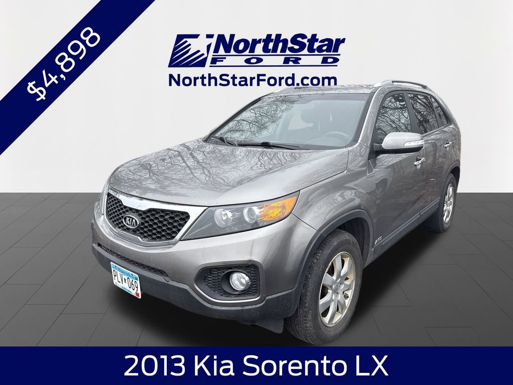 Used 2013 Kia Sorento LX w/ Convenience Pkg image 1